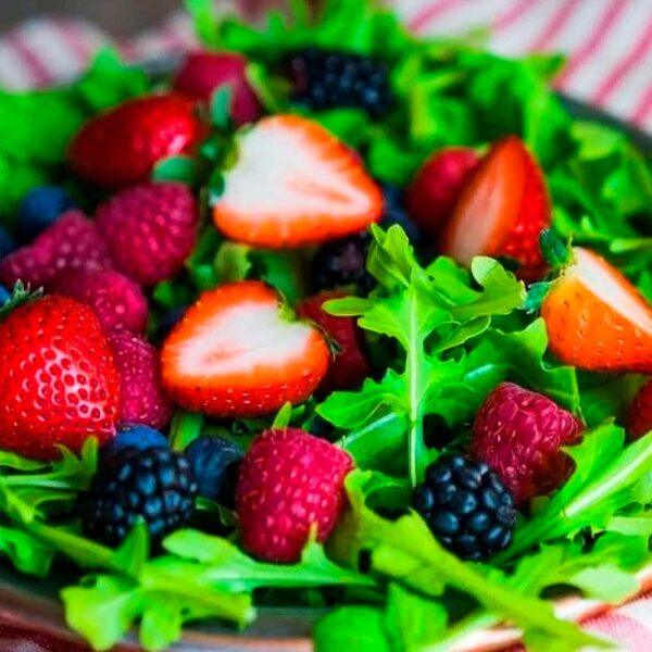 Ensalada de frutos rojos